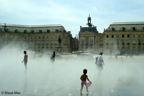 Contemporary Architecture in Bordeaux city center!