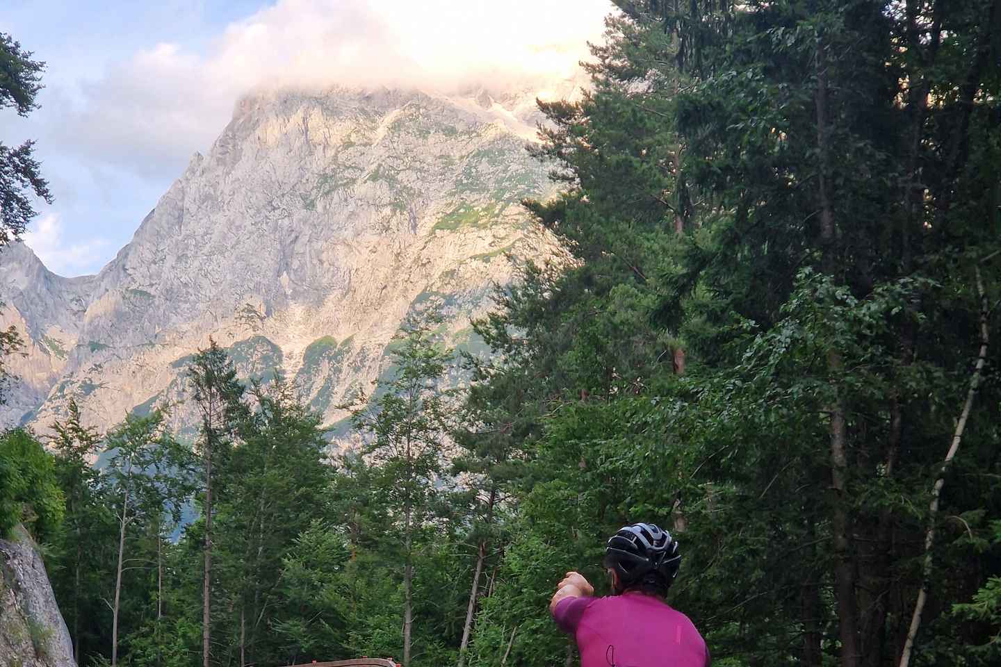 Soča valley: Guided Cycling Tour with Snacks and Support