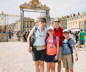 From Paris: Versailles Palace & Garden Bike Tour w/ Tickets