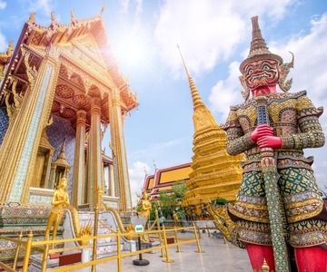 Bangkok: Full-Day Customized Tour with Local Transportation