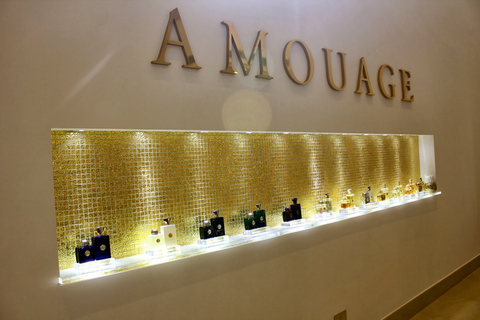 Oman: Tour in fuoristrada di Amouage, Fanja Village e Wadi TayinOman: tour di Amouage, Fanja e Uadi Tayin in 4x4