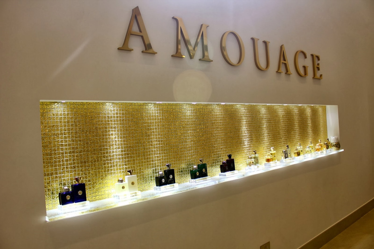 Oman: Tour in fuoristrada di Amouage, Fanja Village e Wadi TayinOman: tour di Amouage, Fanja e Uadi Tayin in 4x4