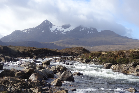 From Edinburgh: Scottish Highlands &amp; Isle of Skye 5-Day TourTwin Room with Private Bathroom