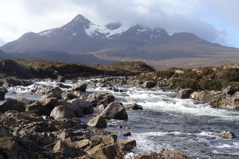 From Edinburgh: Scottish Highlands &amp; Isle of Skye 5-Day TourTwin Room with Private Bathroom