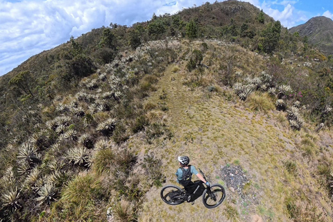 Bogota: Custom E-Bike Adventure – Mountains or City Tour