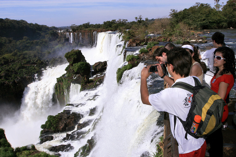 Ganztägige Iguassu-Fälle auf beiden Seiten - Brasilien und ArgentinienAbreise von den Hotels in der Innenstadt von Foz do Iguaçu