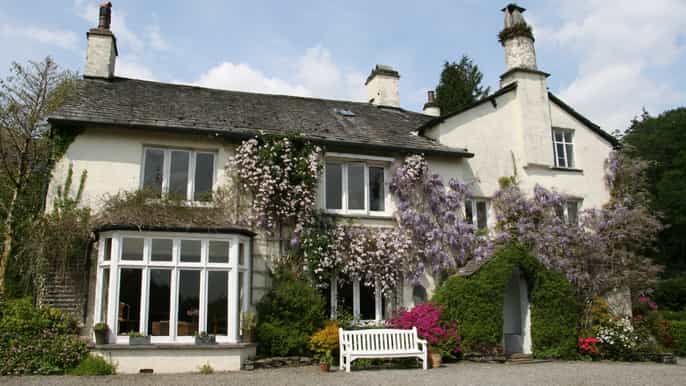 wordsworth at dove cottage grasmere rydal mount tour