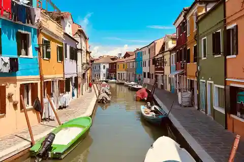 Murano: Water taxis & ferry tickets