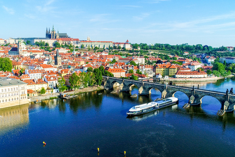 Prague : croisière touristique de 2 h sur la VltavaCroisière sur la Vltava - billets seuls