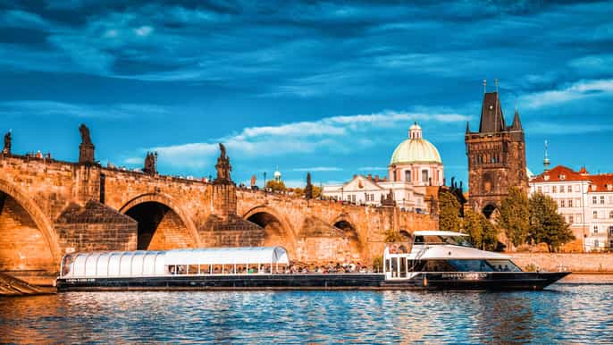 prague 2hour lunch cruise on the vltava river