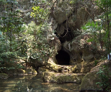 San Ignacio: Actun Tunichil Muknal (ATM) Cave Full-Day Tour