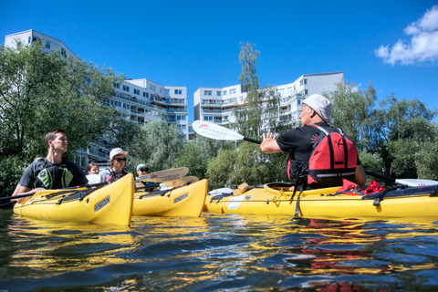 Stockholm: Guided Kayak City Tour &amp; Optional Midsummer MealDaytime Tour without Meal