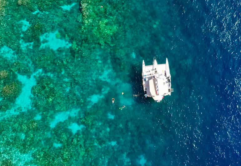 From Keauhou Bay Snorkel Cruise to Captain Cook's Monument GetYourGuide