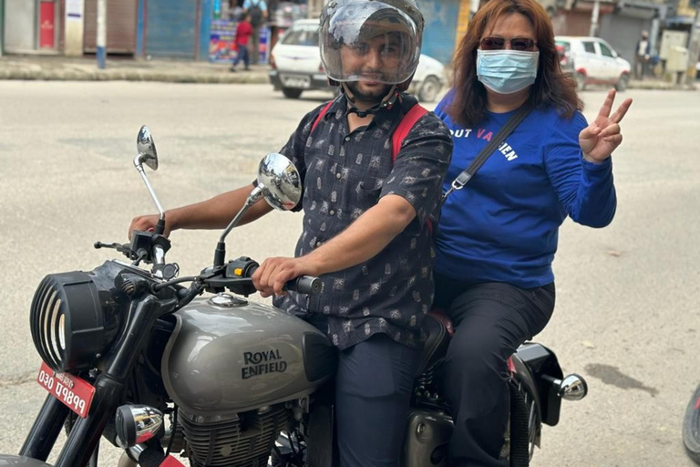 Paseo en moto Nagarkot AmanecerExcursión de un día en moto por Nagarkot al amanecer