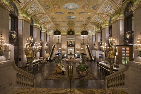 Chicago: Treasures of the Golden Age Walking Tour