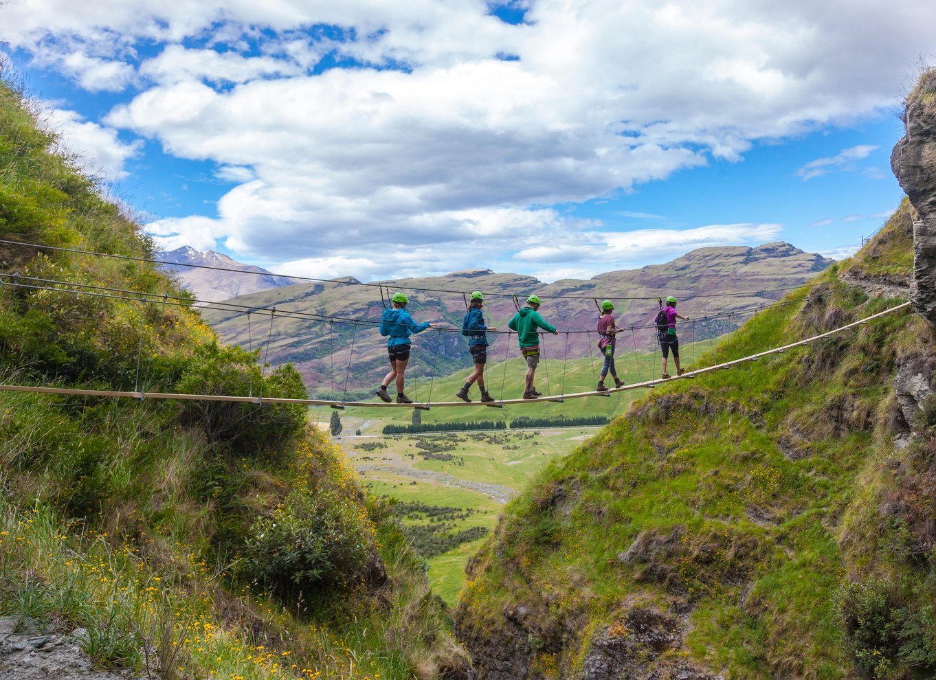 Wanaka: 2-timers kabelklatring i vandfald for begyndere