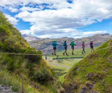 Wanaka: scalata in fune delle cascate per principianti di 2 ore