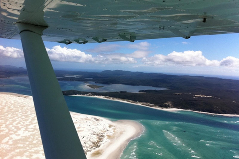 Bay of Islands: Cape Reinga Scenic Flight & Guided Tour