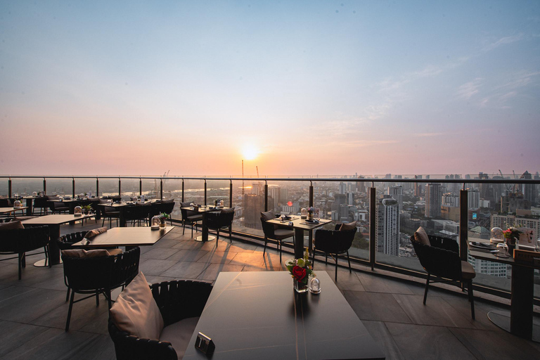 Bangkok: Cielo Sky Bar & Restaurant Rooftop Sharing Set for 2 People