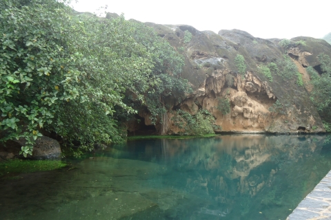 Depuis Salalah : excursion d'une journée au Wadi AyunDepuis Salalah : Excursion à Wadi Ayun
