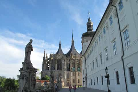 Von Prag: Private geführte Kutna Hora Tour mit Transport