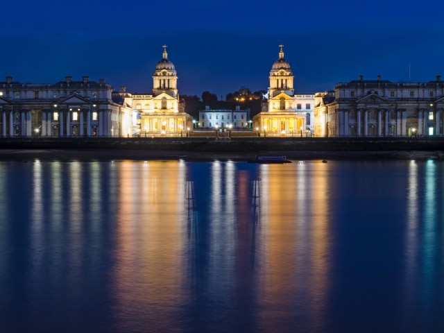 Visit London 1.5-Hour Royal Maritime Greenwich Ghost Tour in Sevenoaks