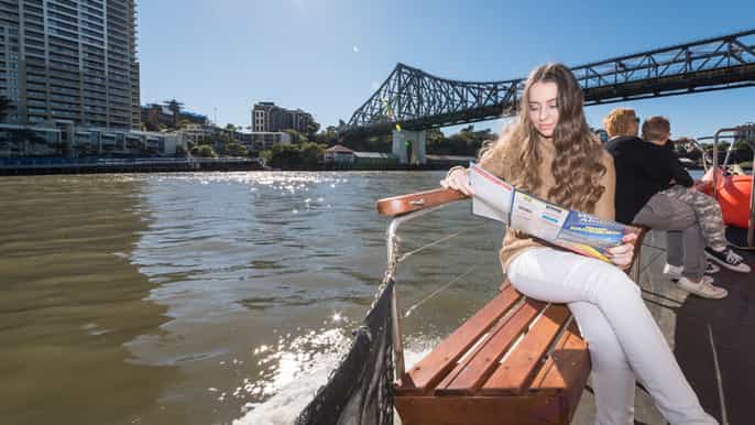 brisbane sightseeing river cruise with morning tea