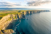 Depuis Galway, visite des falaises de Moher & Burren - Hizvo