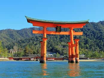 Hiroshima and Miyajima UNESCO Sites Day Tour