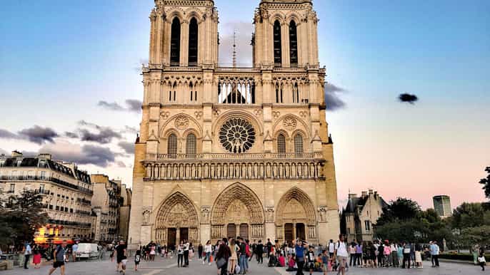 notredame Île de la cité st. severin private family tour