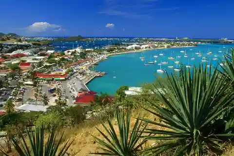 Saint Martin: Sightseeing, Shopping and Orient Beach Tour