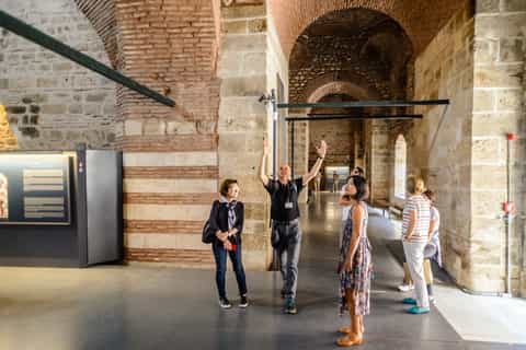 Istanbul: Topkapi Palace & Harem Tour with Entry Ticket