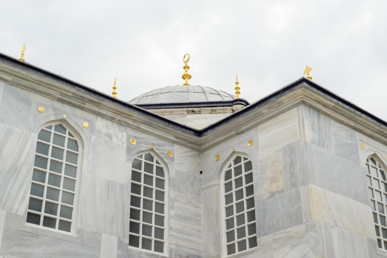 Topkapi Palace and Harem: Guided Tour with Admission Ticket Shared Group Tour in English