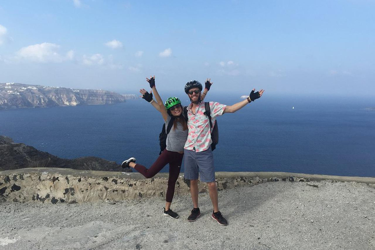 Santorini: Around the Island by Electric Bike Santorini: Around the Island by e-scooter