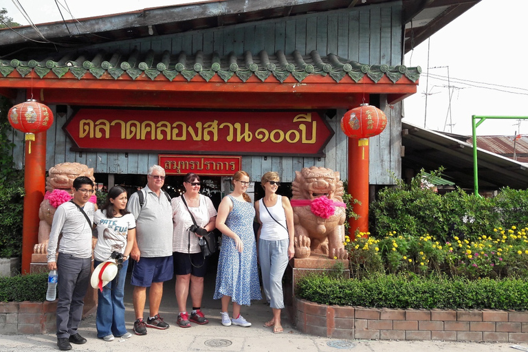 Ab Bangkok: Chachoengsao-Tour & Bang Pakong BootsfahrtAb Bangkok: 100-jähriger Markt mit Bootsfahrt & Mittagessen