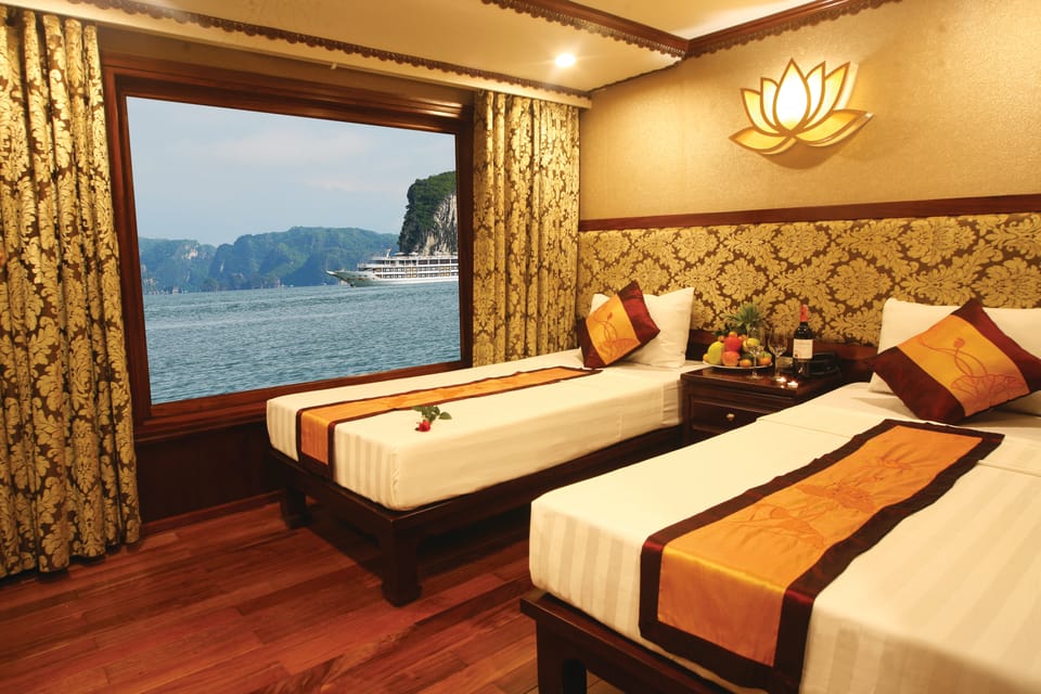 Au D Part De Hanoi Croisi Re De Jours Dans La Baie D Halong Avec