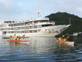 Bai Tu Long Bay: 2-tägige 5-Sterne-Kreuzfahrt mit Kajak Bai Tu Long Bay: 2-tägige 5-Sterne-Kreuzfahrt mit Kajak