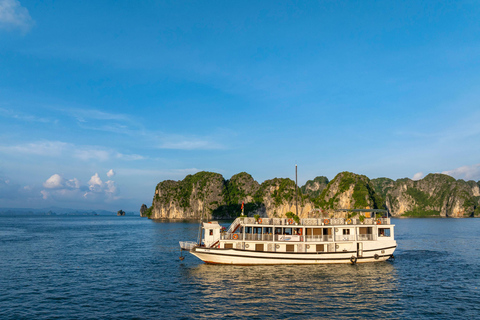 2-Day Peaceful in Bai Tu Long Bay with Luxury Cruise