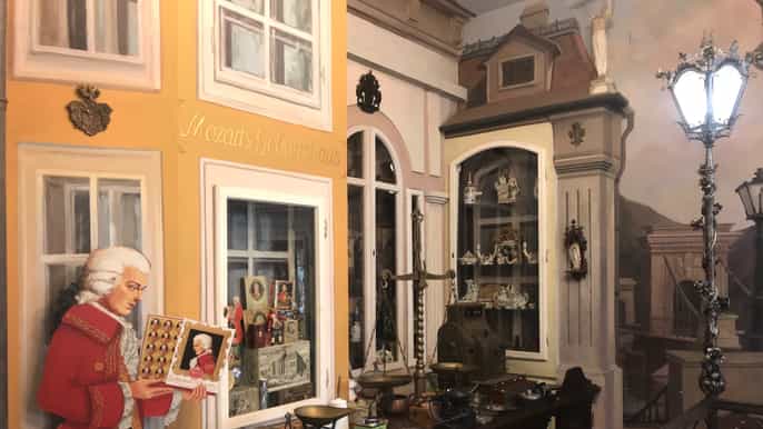 budapest chocolate museum tour with chocolate tasting