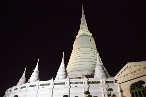 Bangkok: Tour notturno dei mercati, dei templi e del cibo in Tuk TukTour di gruppo