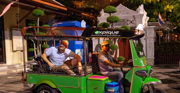 Bangkok: Märkte, Tempel und Essen – Nachttour mit dem Tuk Tuk
