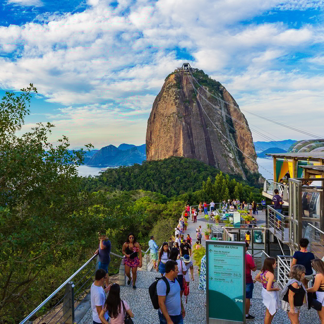 Colagem de mídia