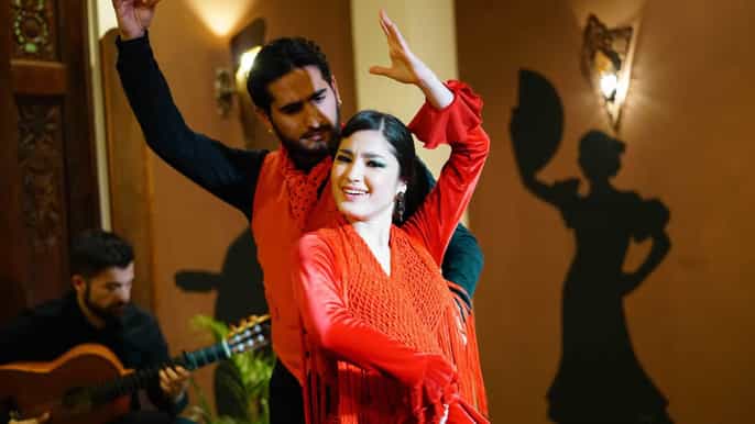 sevilha show de flamenco com bebida em tablao de triana