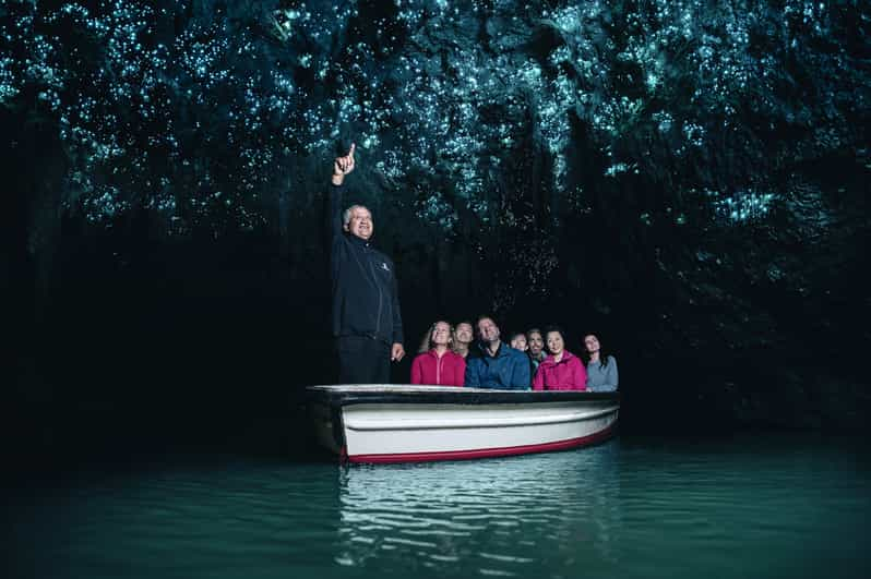 Grotte Di Waitomo: Tour Guidato In Barca | GetYourGuide