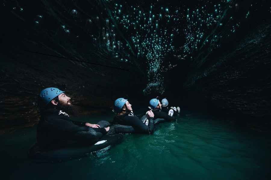 Waitomo Caves: Schwarzes Labyrinth und Black-Water-Rafting
