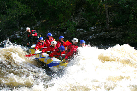 Fort William: Descenso de rápidos en el río Garry