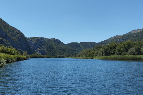 Omiš, Chorwacja: Wypożycz kajak na rzece Cetina