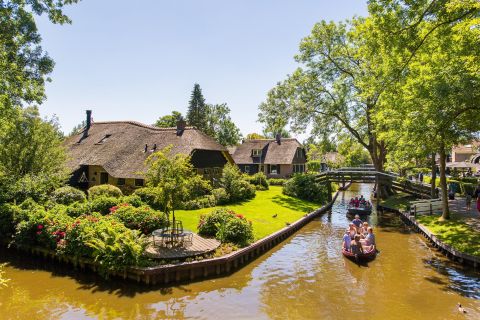 Amsterdã: excursão diurna a Giethoorn e dique envolvente com passeio de barco