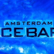 Коктейли в ледяном баре Амстердама