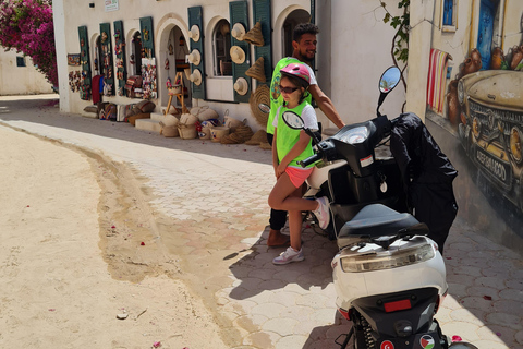 Djerba: Scooter tour of the island Full-day guided tour